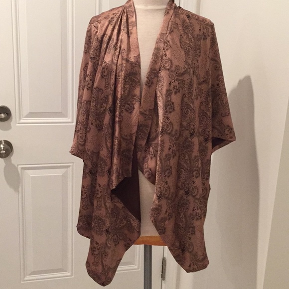 Forever 21 Tops - Forever 21 Sz L kimono top